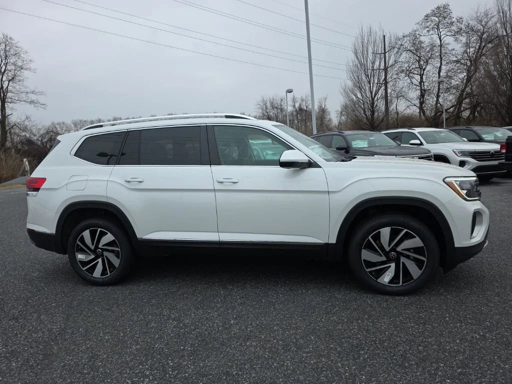 2026 Volkswagen Atlas SEL - Photo 4