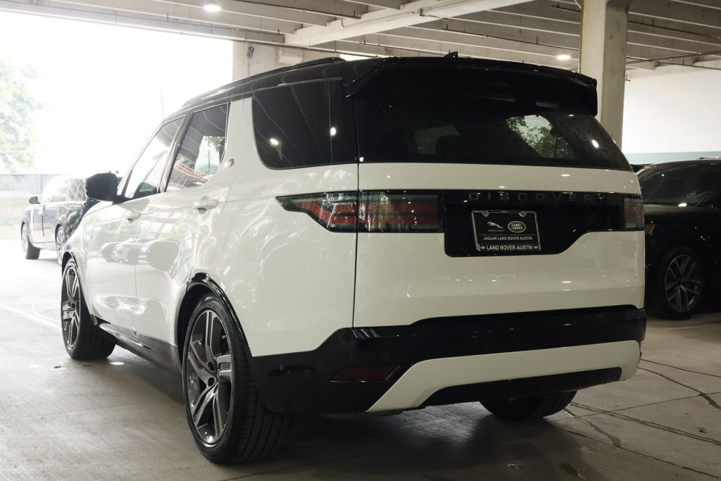 New 2026 Fuji White Land Rover Dynamic SE image 5