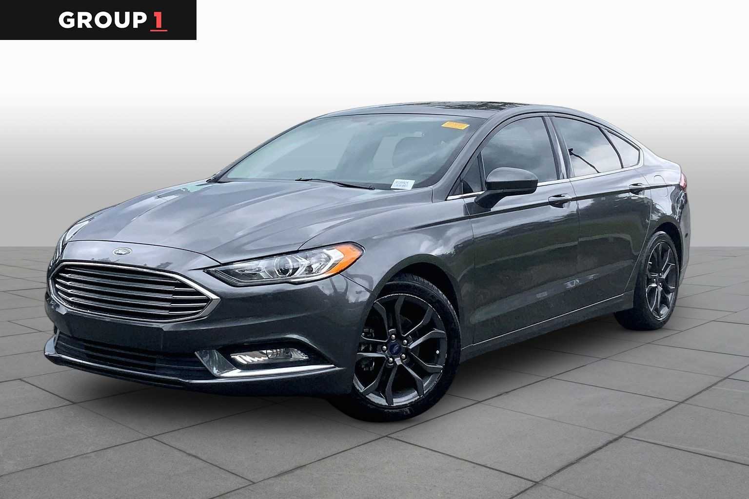 Pre-Owned 2018 Ford Fusion SE