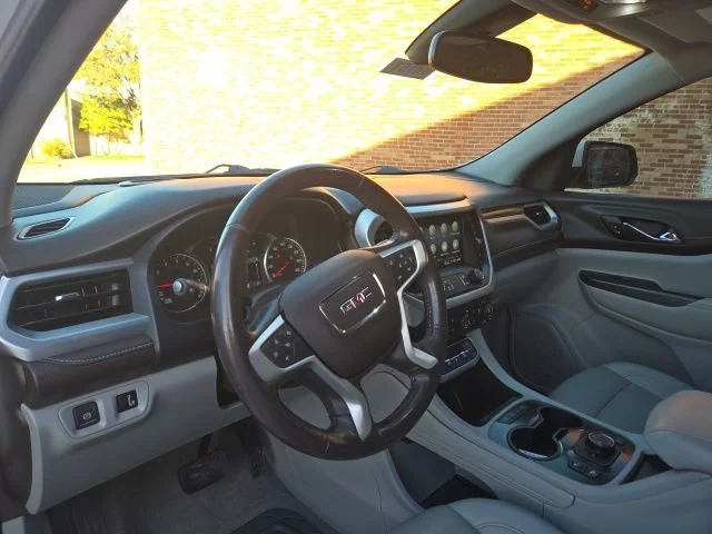 2021 GMC Acadia SLT - Photo 8