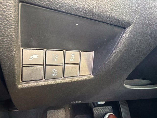 Certified Used 2021 Platinum White Pearl Honda Base image 23
