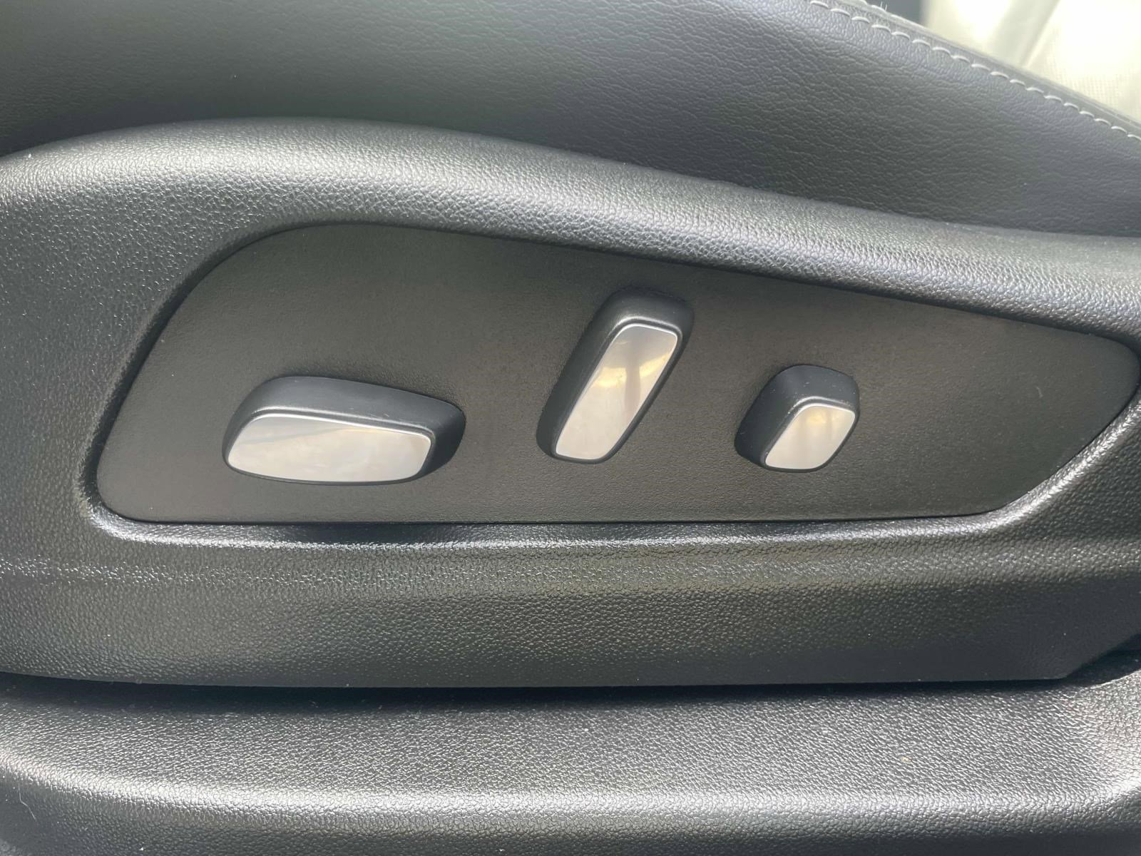 2023 Cadillac XT5 Premium Luxury - Photo 16