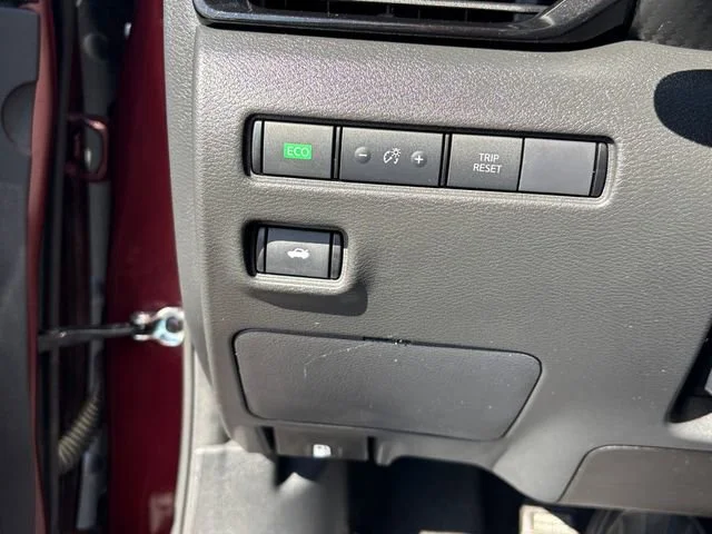 2025 Nissan Sentra SV - Photo 26