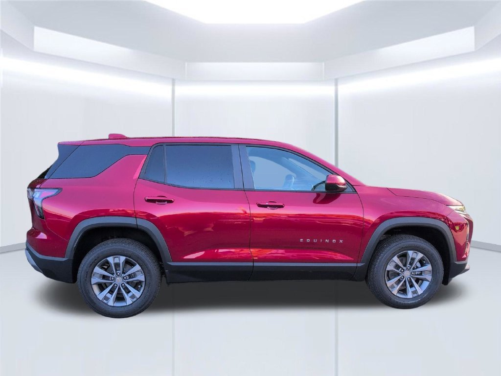 2027 Chevrolet Equinox LT - Photo 7