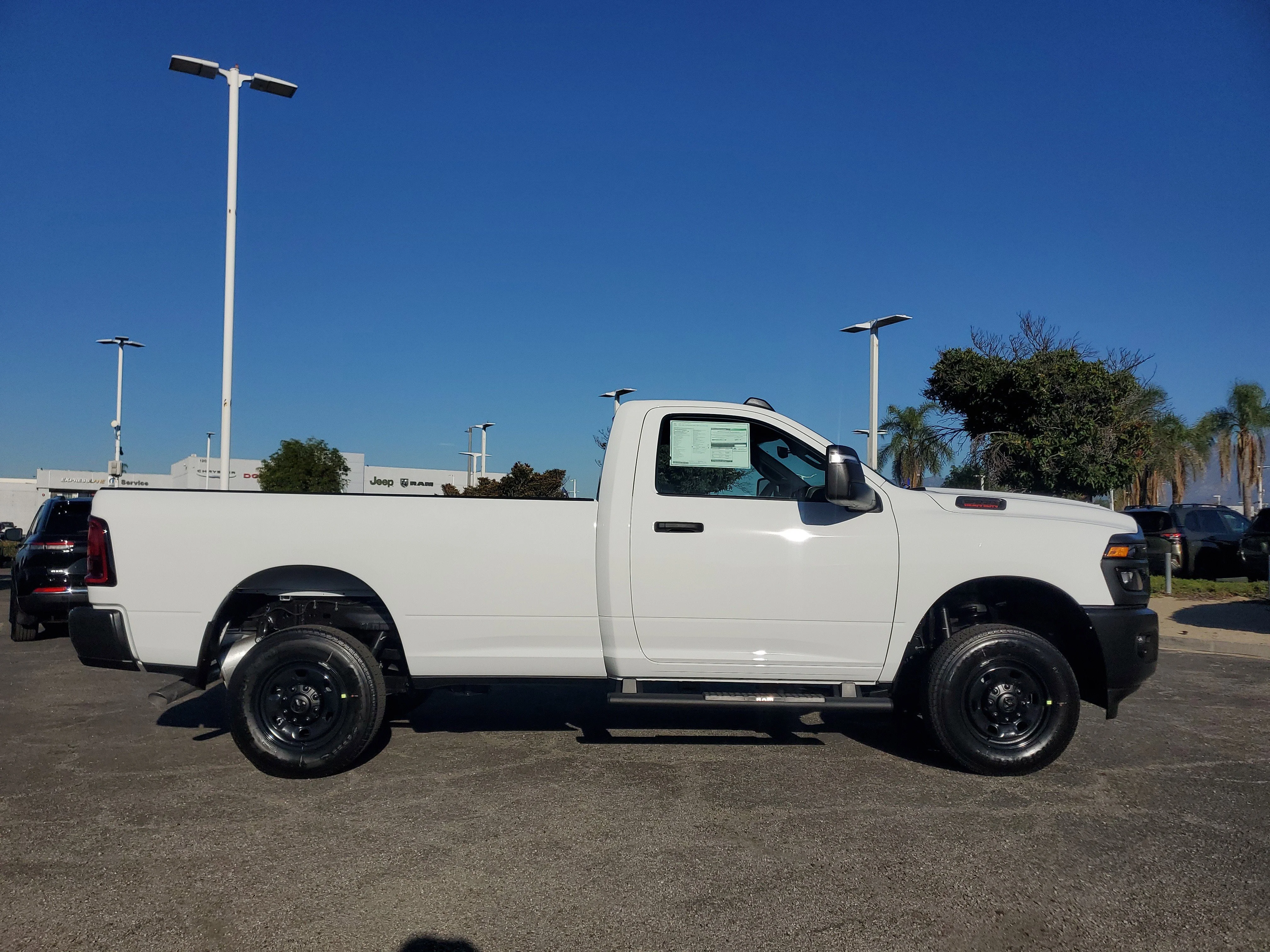 New 2026 Bright White Clear-Coat Exterior Paint RAM Tradesman image 2