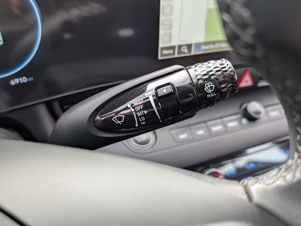 2025 Hyundai Elantra Blue - Photo 32