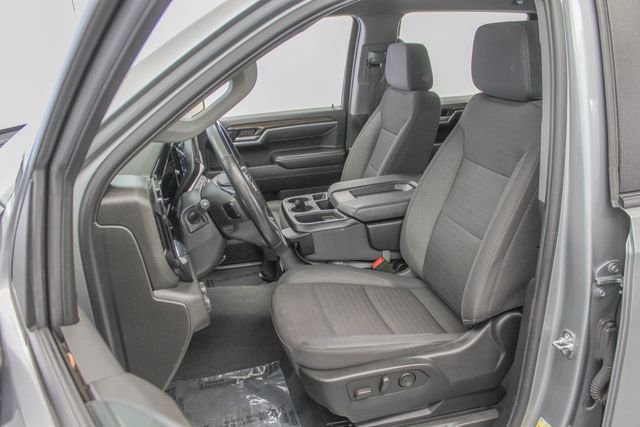 Used 2025 Gray Chevrolet LT image 16