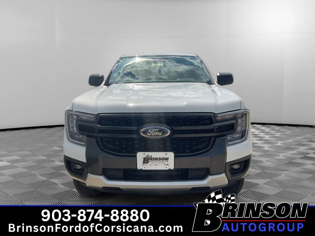 New 2026 Oxford White Ford XLT image 2