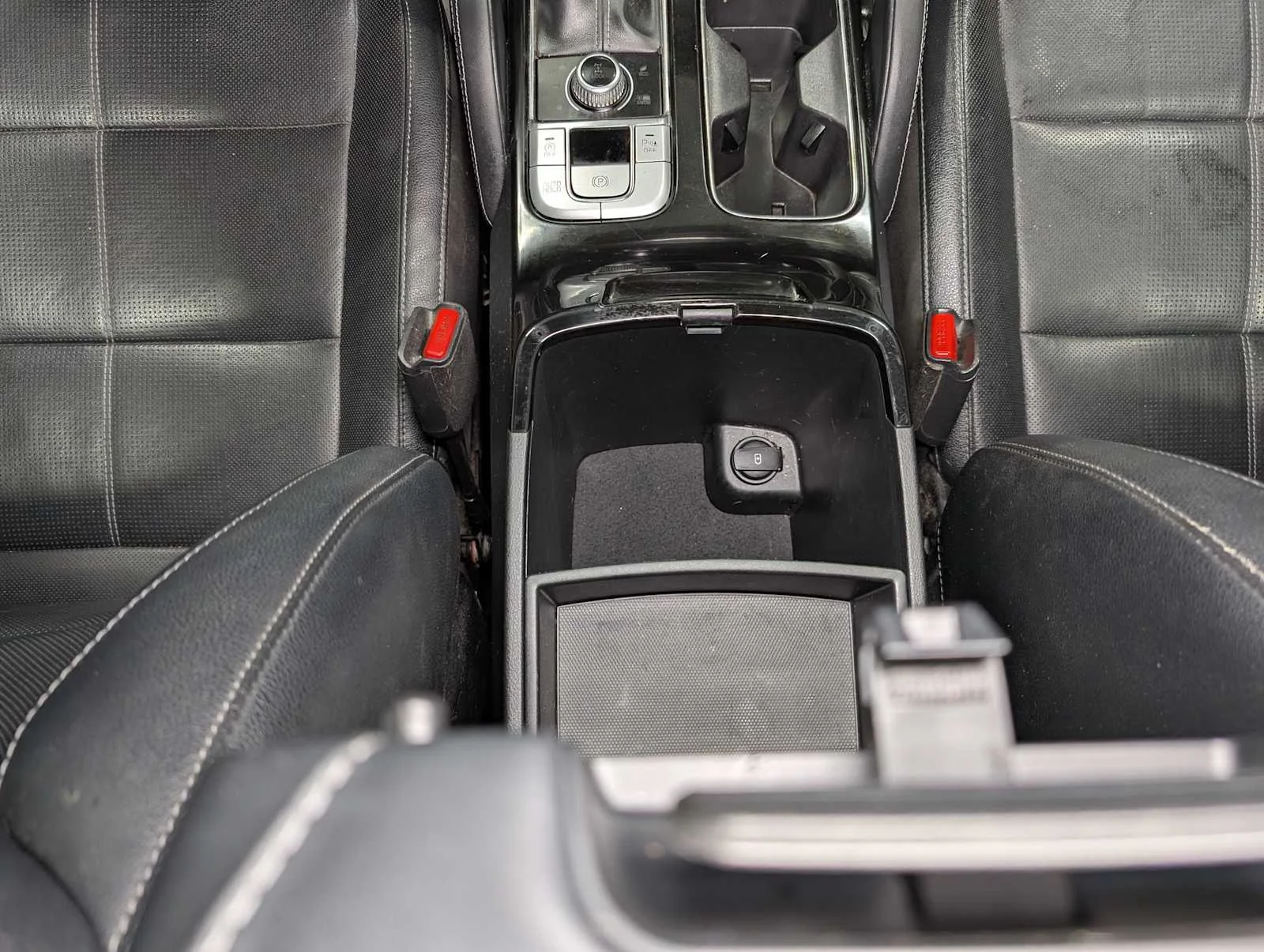 Used 2022 Wolf Gray Kia EX image 18