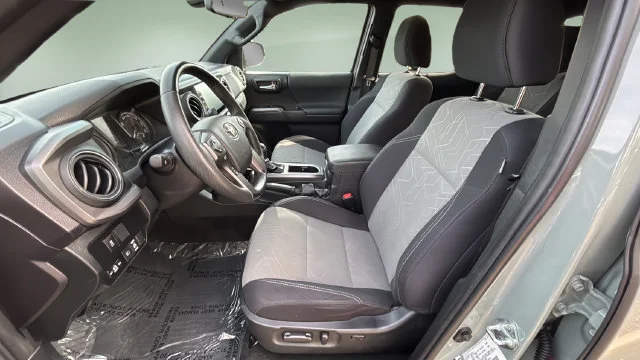 Used 2022 Blue Toyota TRD Off-Road image 18