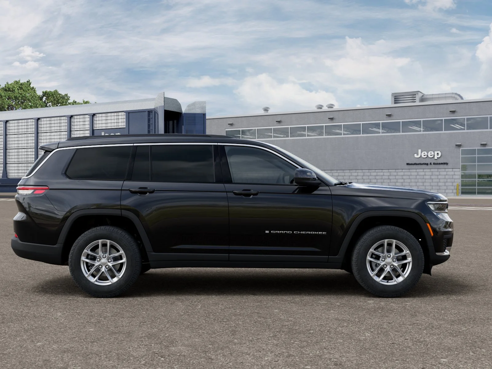 New 2026 Diamond Black Crystal Pearl-Coat Exterior Paint Jeep Laredo X image 12