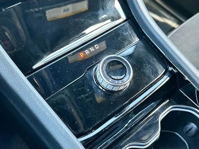 Used 2023 White/off-white Jeep Altitude X image 16