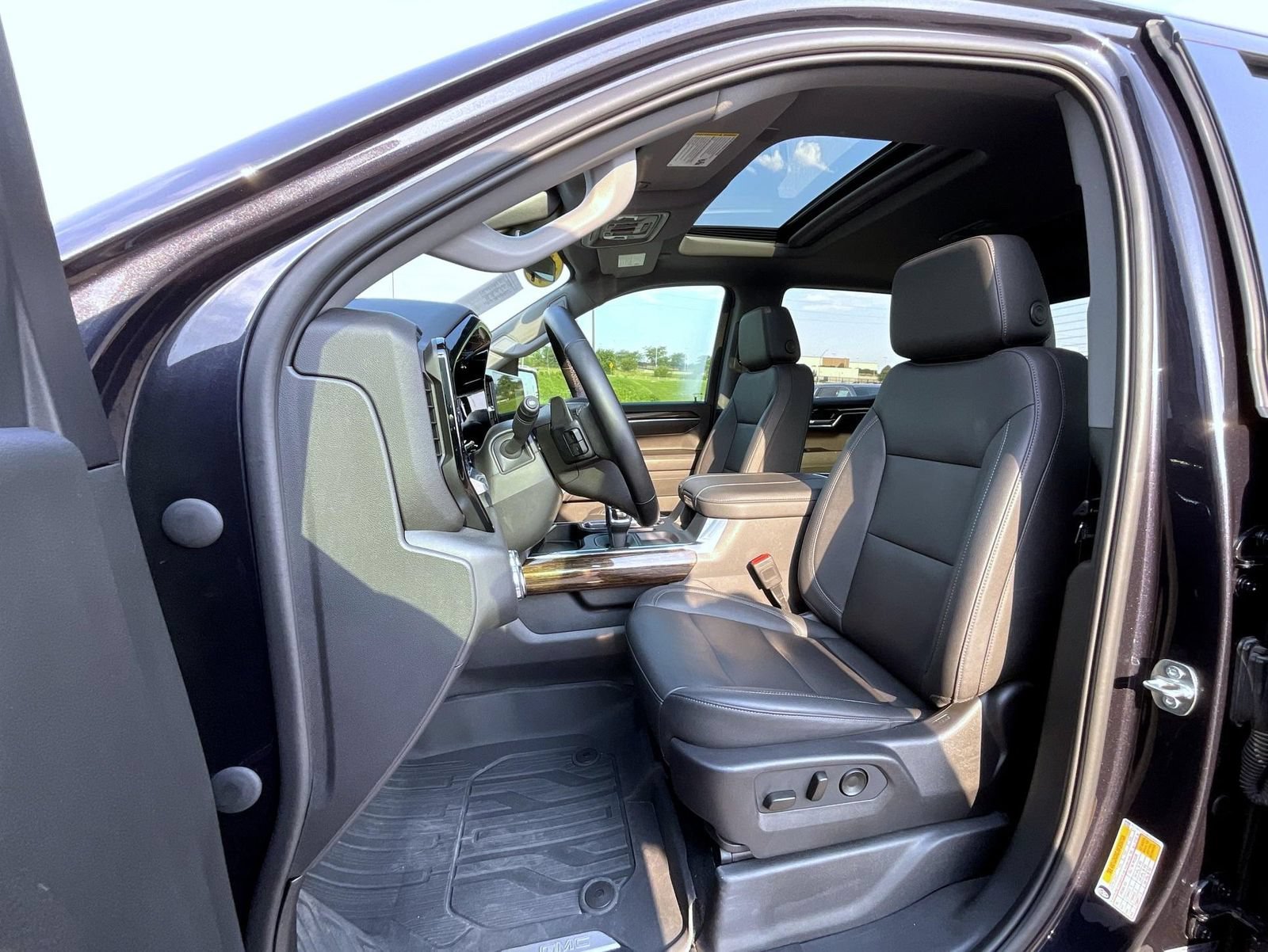 Certified Used 2023 Titanium Rush Metallic GMC Elevation image 12