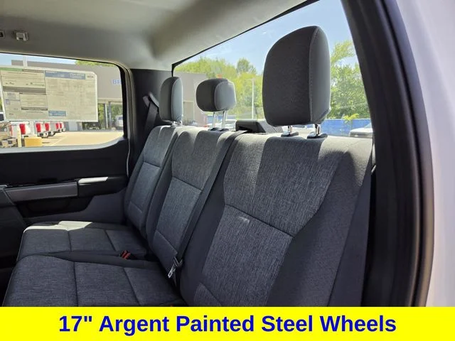 New 2026 Oxford White Ford F-250® XL image 31
