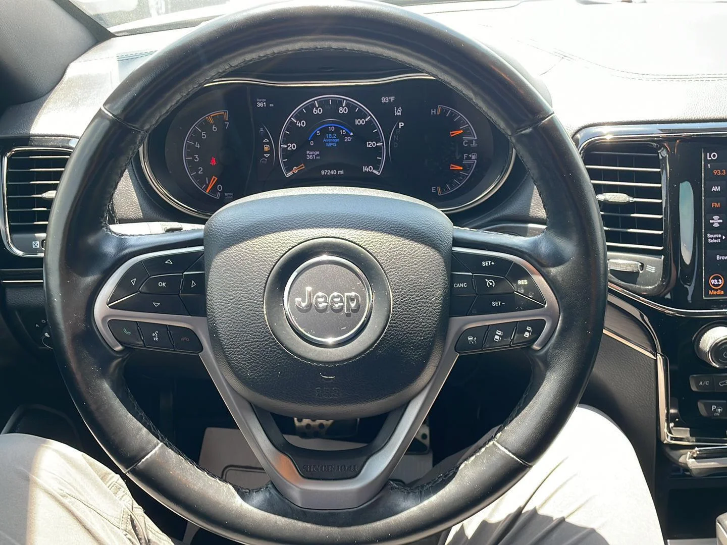 Used 2020 Bright White Clearcoat Jeep High Altitude image 15