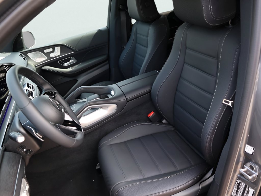 Used 2026 Selenite Gray Metallic Mercedes-Benz GLE 450 image 31