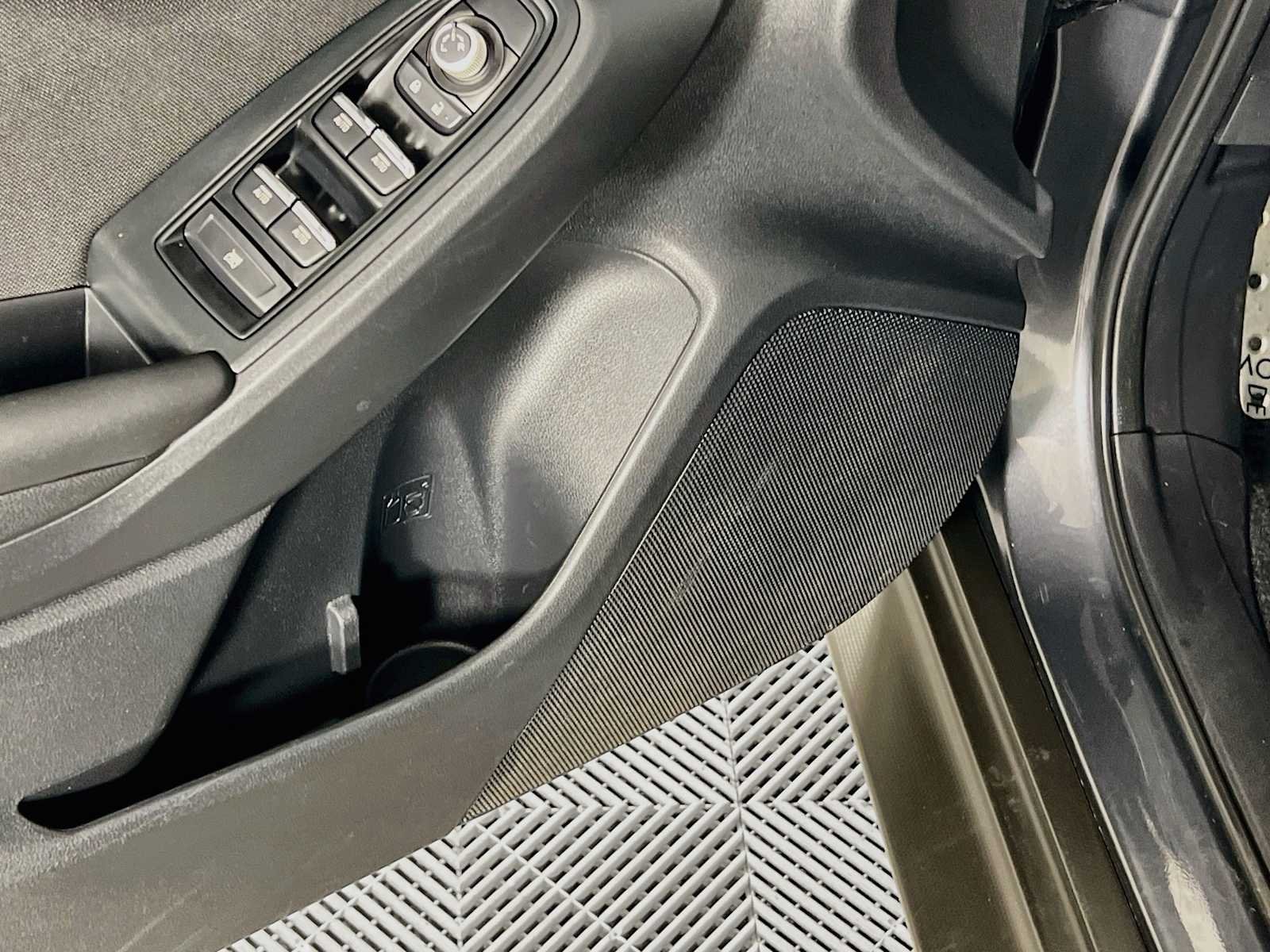 Used 2023 Magnetite Gray Metallic Subaru Premium image 19
