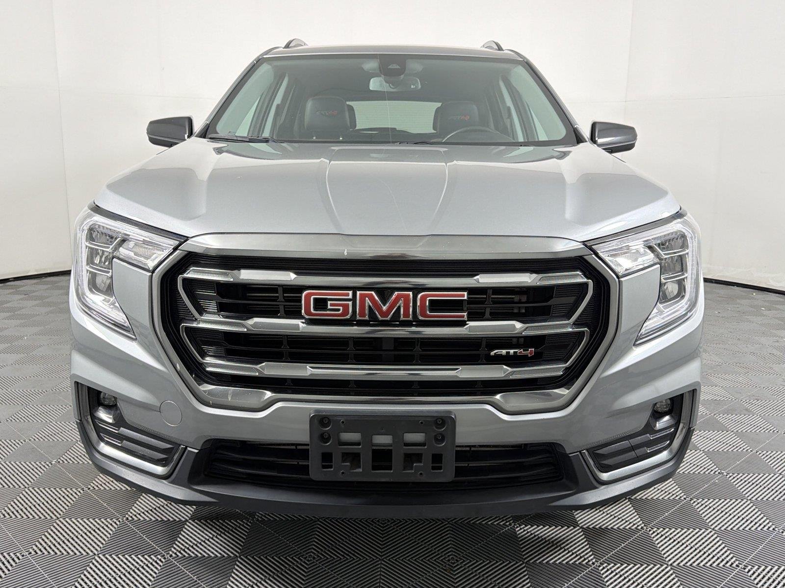 Certified Used 2024 Sterling Metallic GMC AT4 image 29