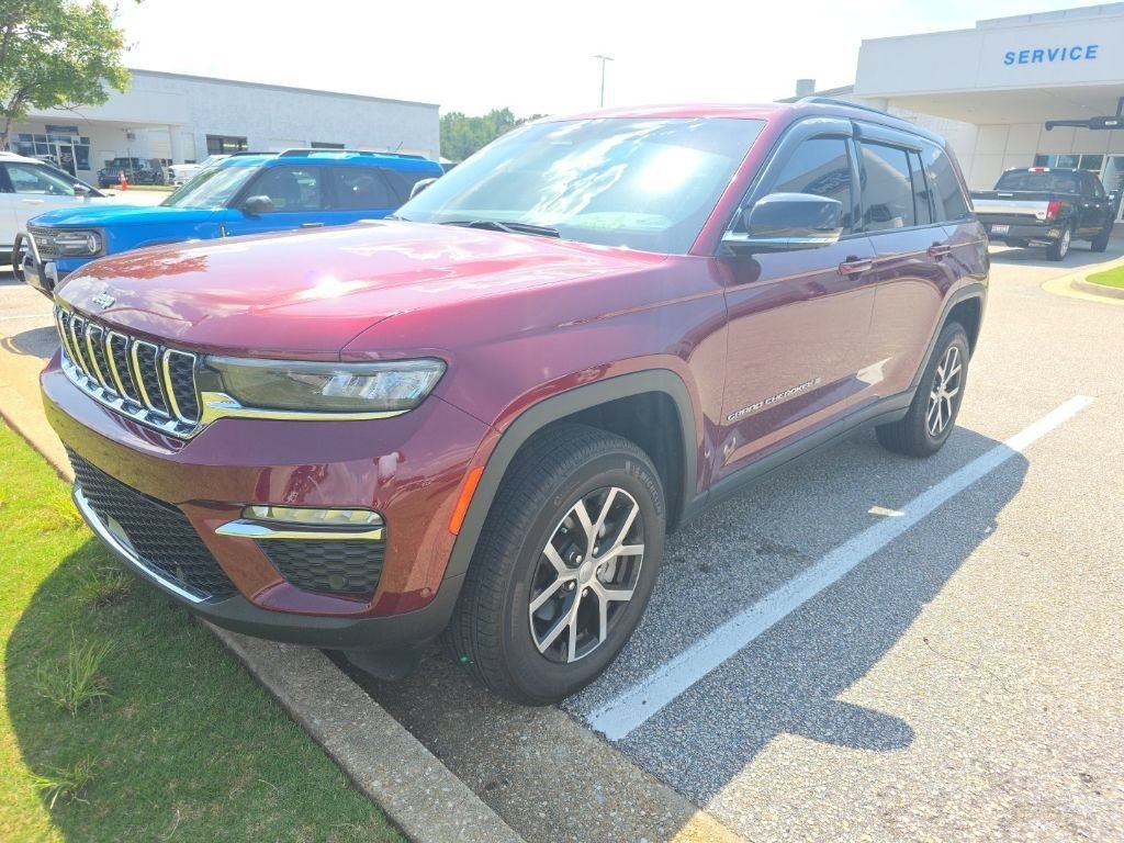 Used 2024 Red Jeep Limited image 1