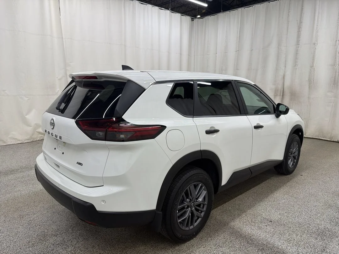 Certified Used 2026 Glacier White Nissan S image 8