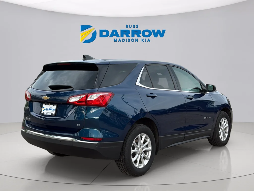 Used 2020 Pacific Blue Metallic Chevrolet LT image 5