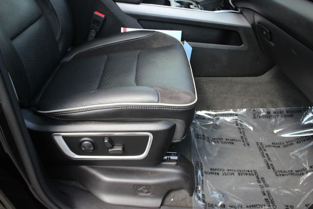 Used 2023 Black Ram Laramie image 34