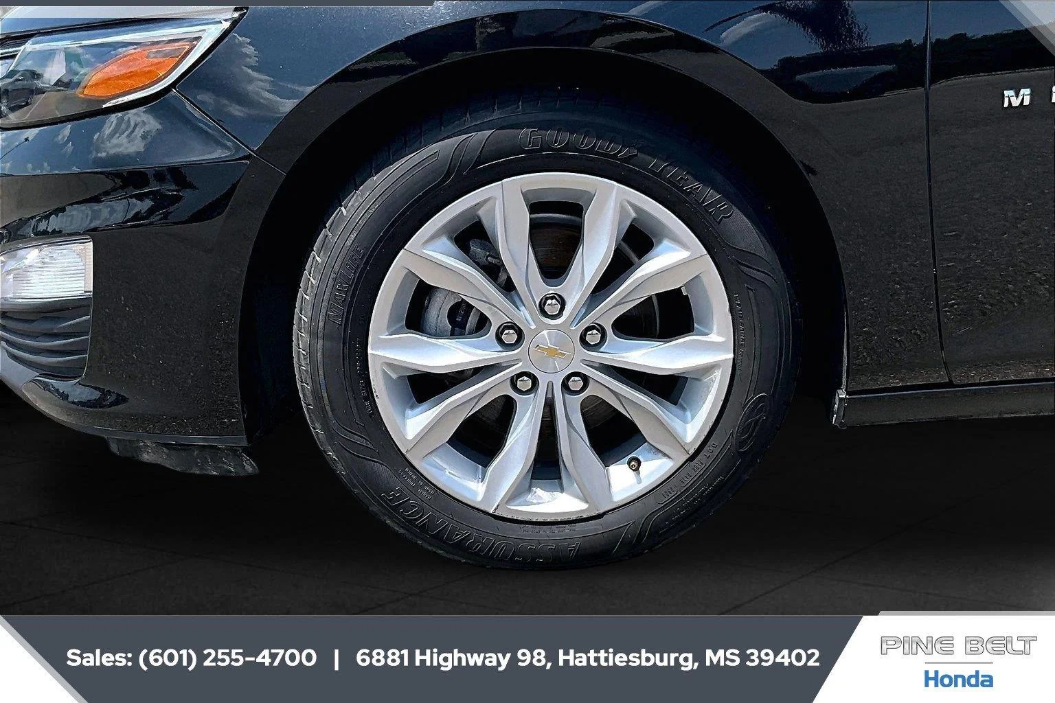Used 2024 Mosaic Black Metallic Chevrolet LT image 7