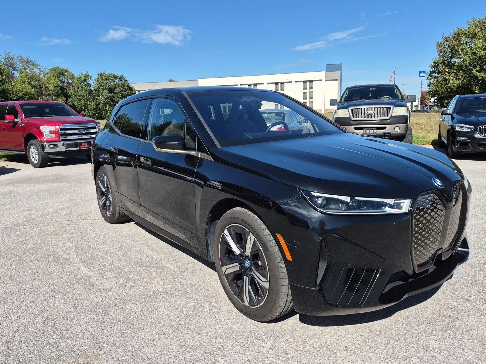 Used 2024 Black Sapphire Metallic BMW xDrive50 image 7