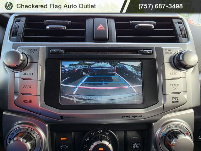 Used 2017 Nautical Blue Metallic Toyota SR5 image 17