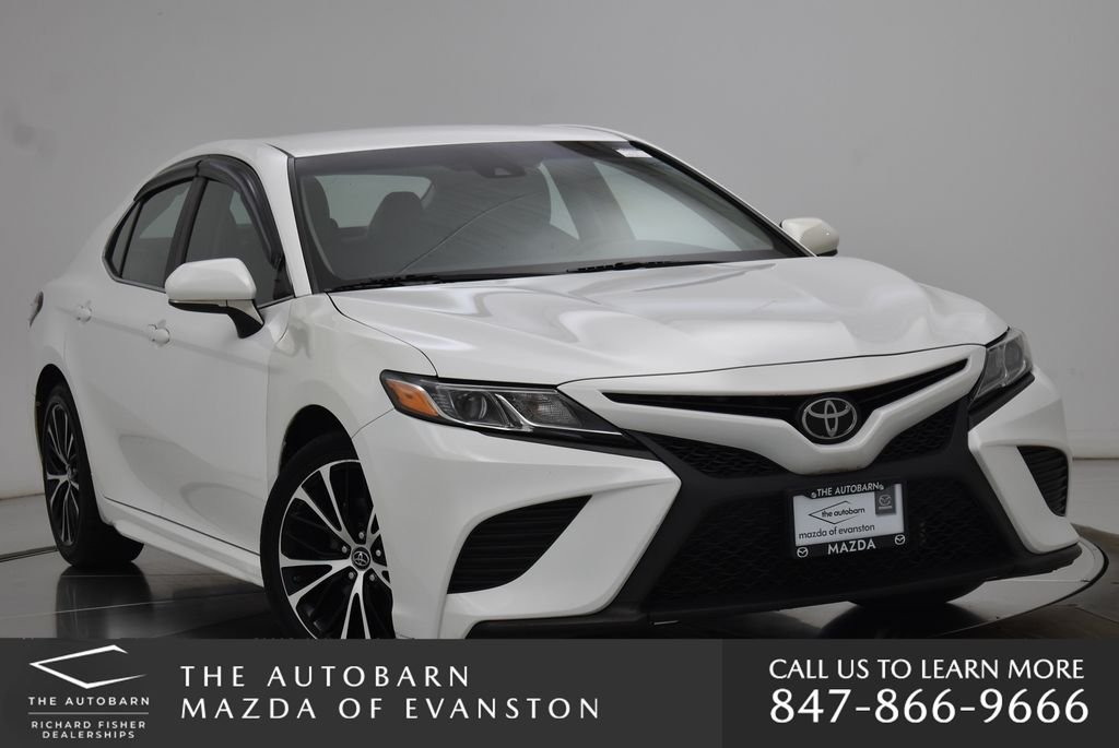 2018 Toyota Camry SE