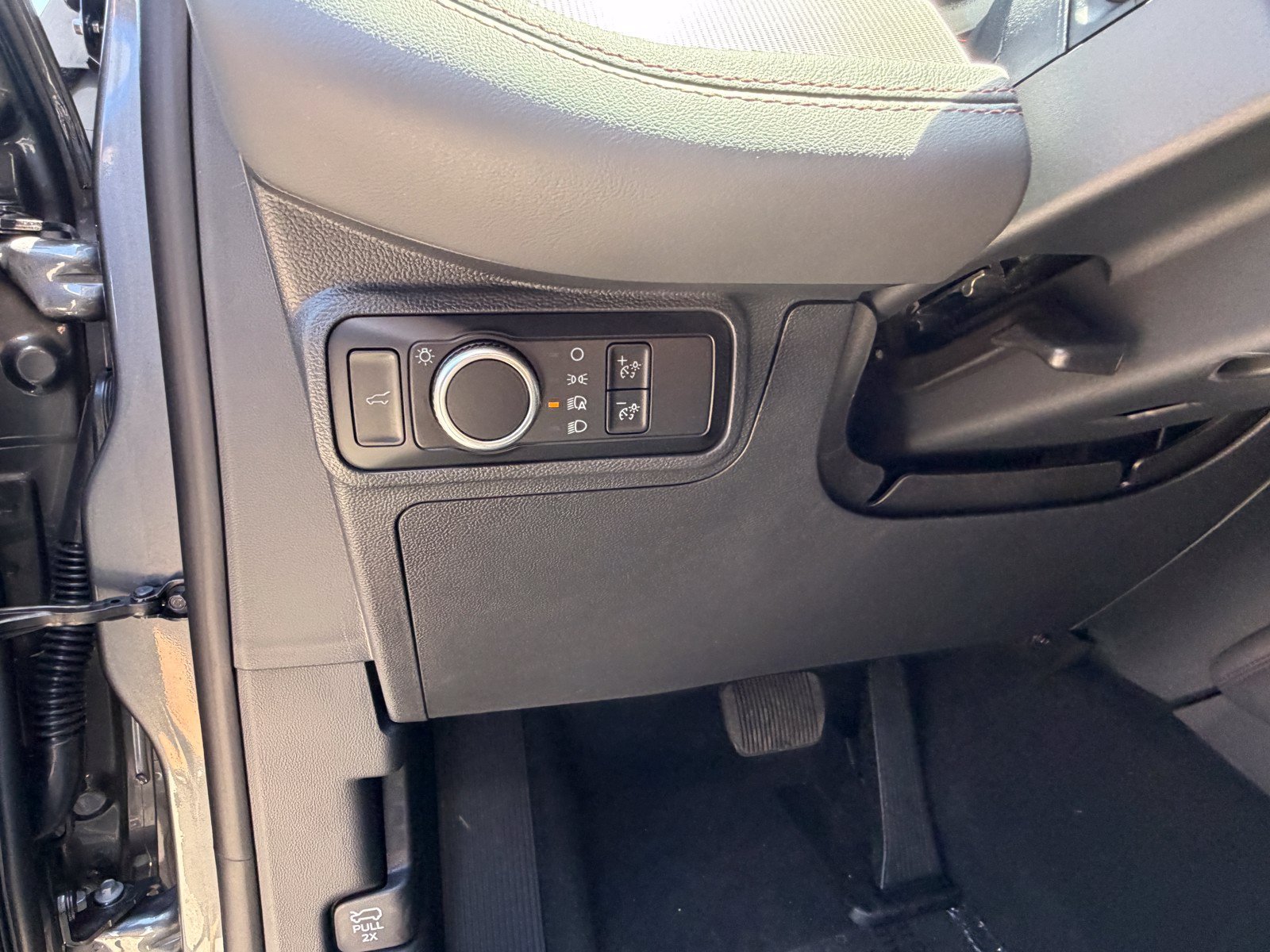 New 2026 Carbonized Gray Metallic Ford Active image 28