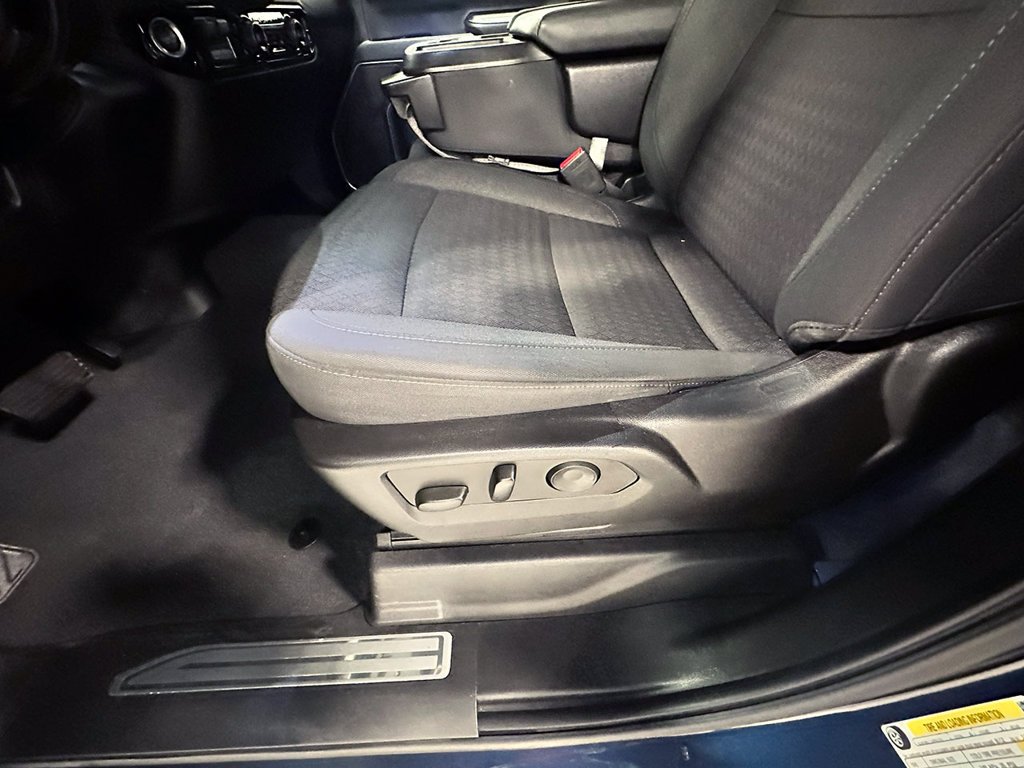 Used 2022 Blue Chevrolet RST image 21