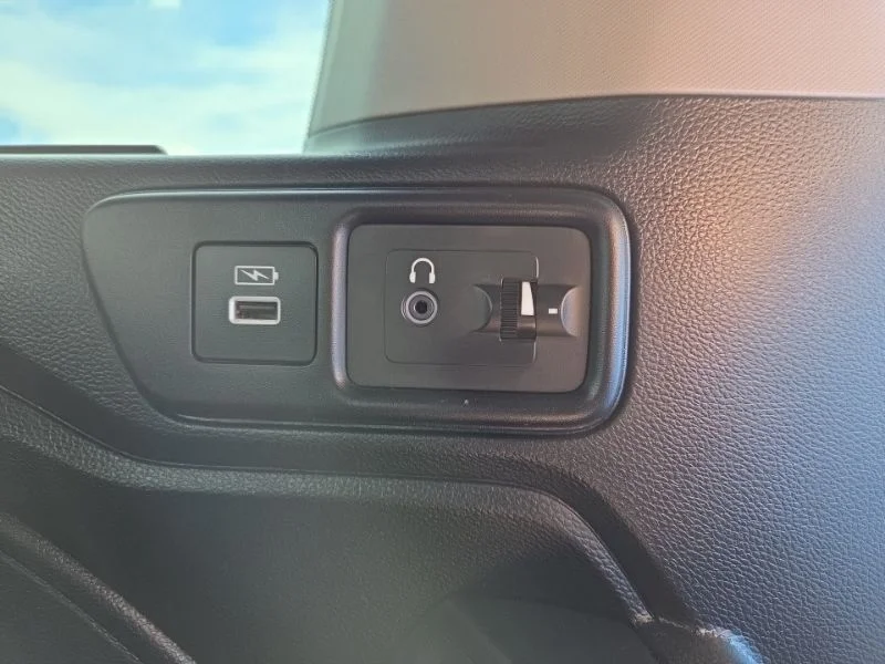 Used 2023  Honda Touring image 27