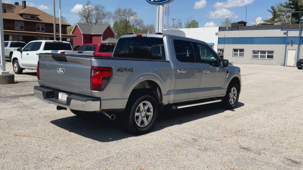 Used 2025 Silver Ford XLT image 3