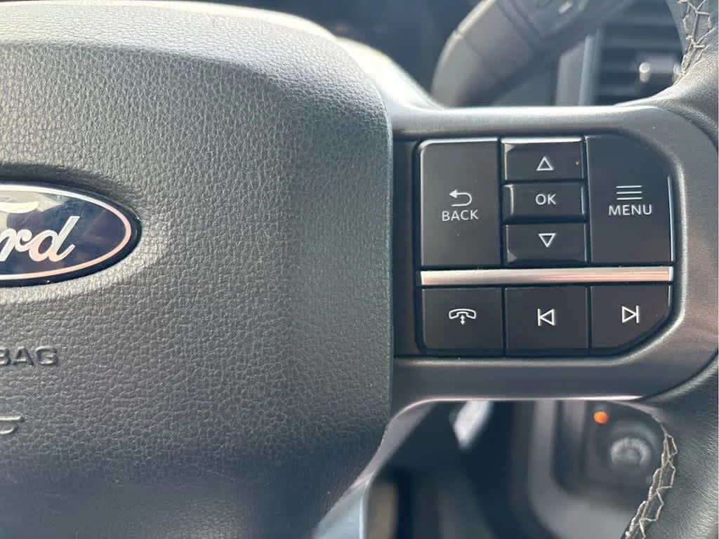Used 2024 Iconic Silver Metallic Ford XLT image 20
