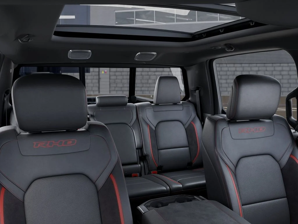 New 2026 Diamond Black Crystal Pearl-Coat Exterior Paint RAM RHO image 28