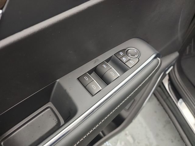 2026 GMC Acadia Denali - Photo 16