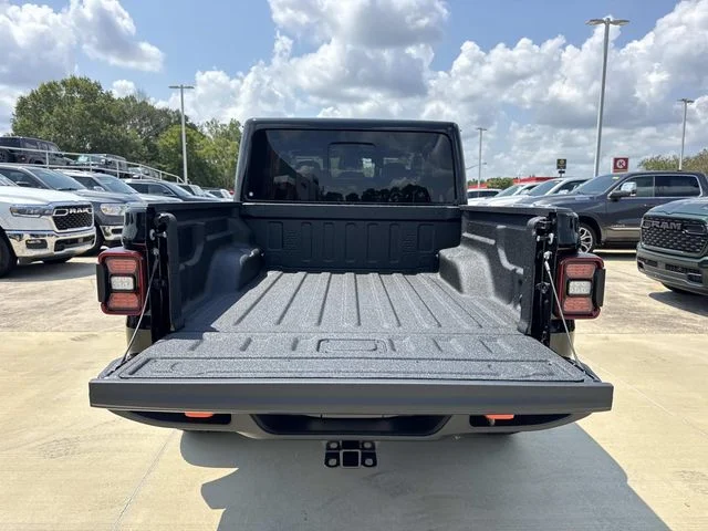 New 2026 Black Jeep Mojave image 9
