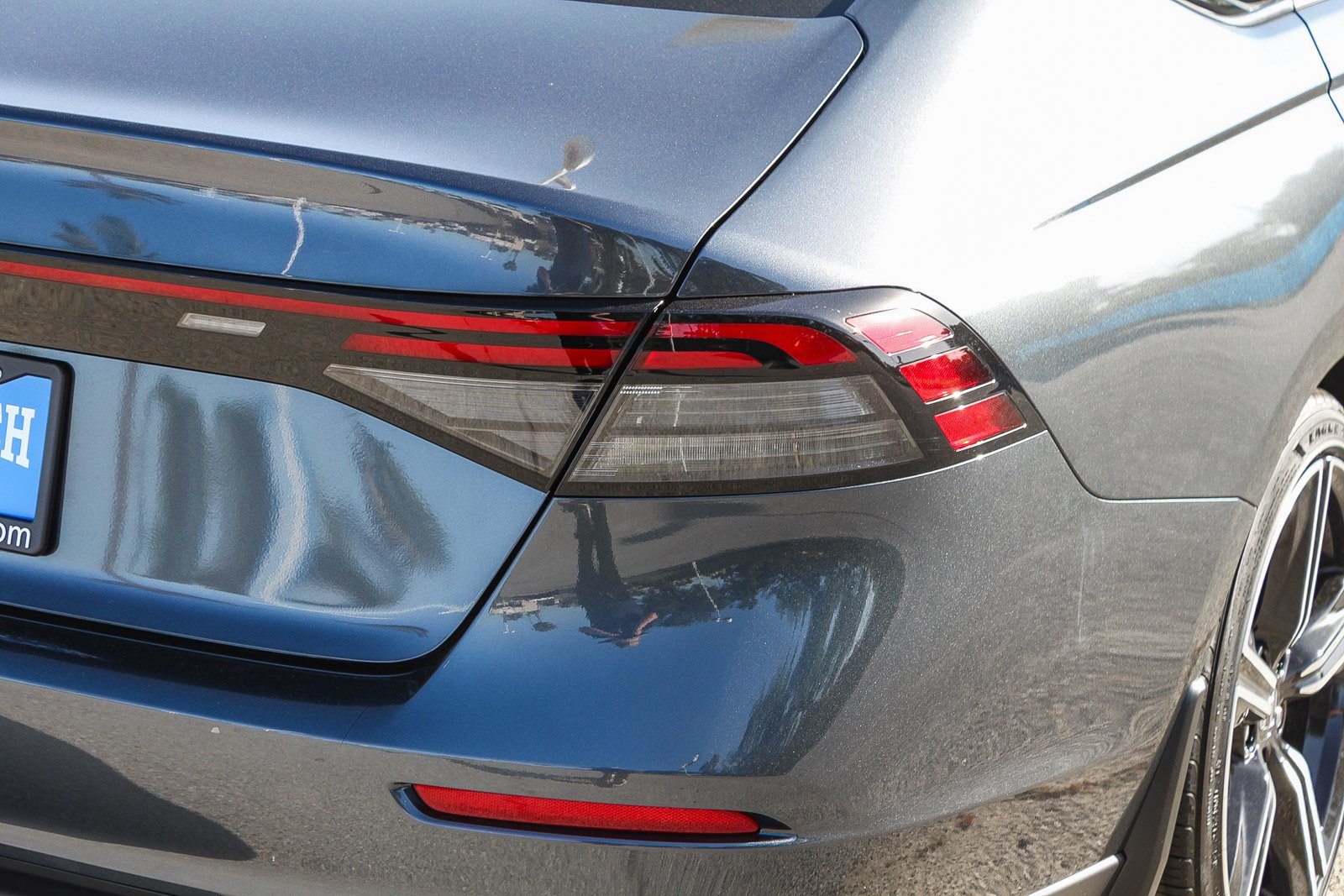 New 2026 Meteorite Gray Metallic Honda SE image 9