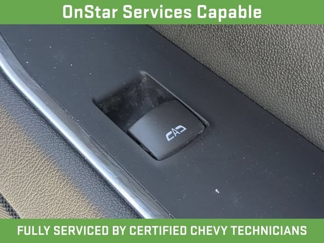 Used 2025 White GMC SLT image 46