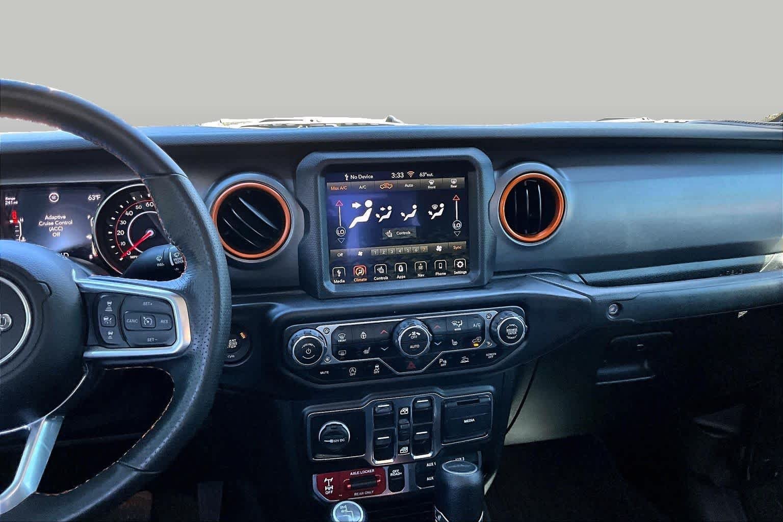 Used 2021 Granite Crystal Metallic Clearcoat Jeep Mojave image 7