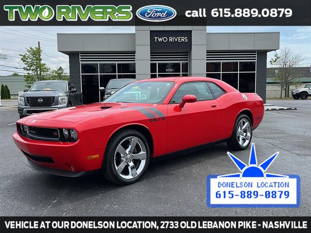 2010 Dodge Challenger R/T's photo