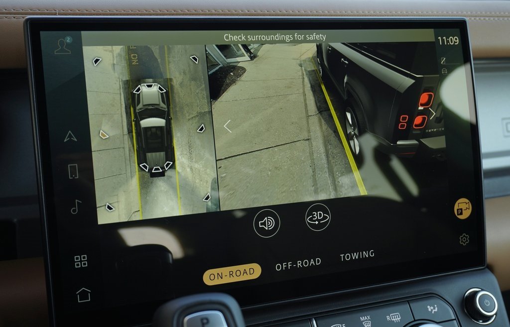 2026 LAND ROVER DEFENDER - Image 29