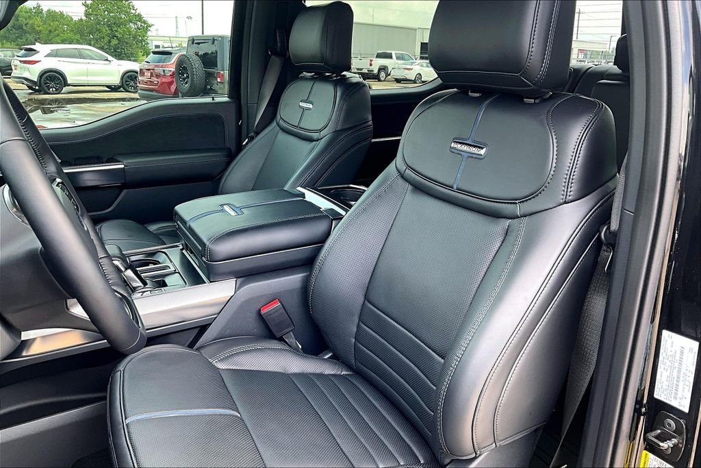 2025 Ford F-150 Platinum - Photo 8