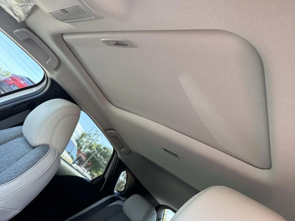 Used 2026 White Mazda 2.5 S Aire Edition image 45