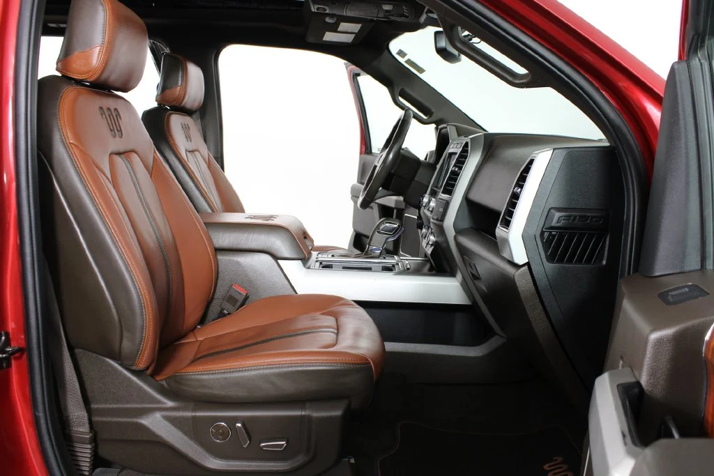 Used 2020 Red Ford King Ranch image 16
