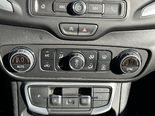 Certified Used 2024 Downpour Metallic GMC SLE image 26
