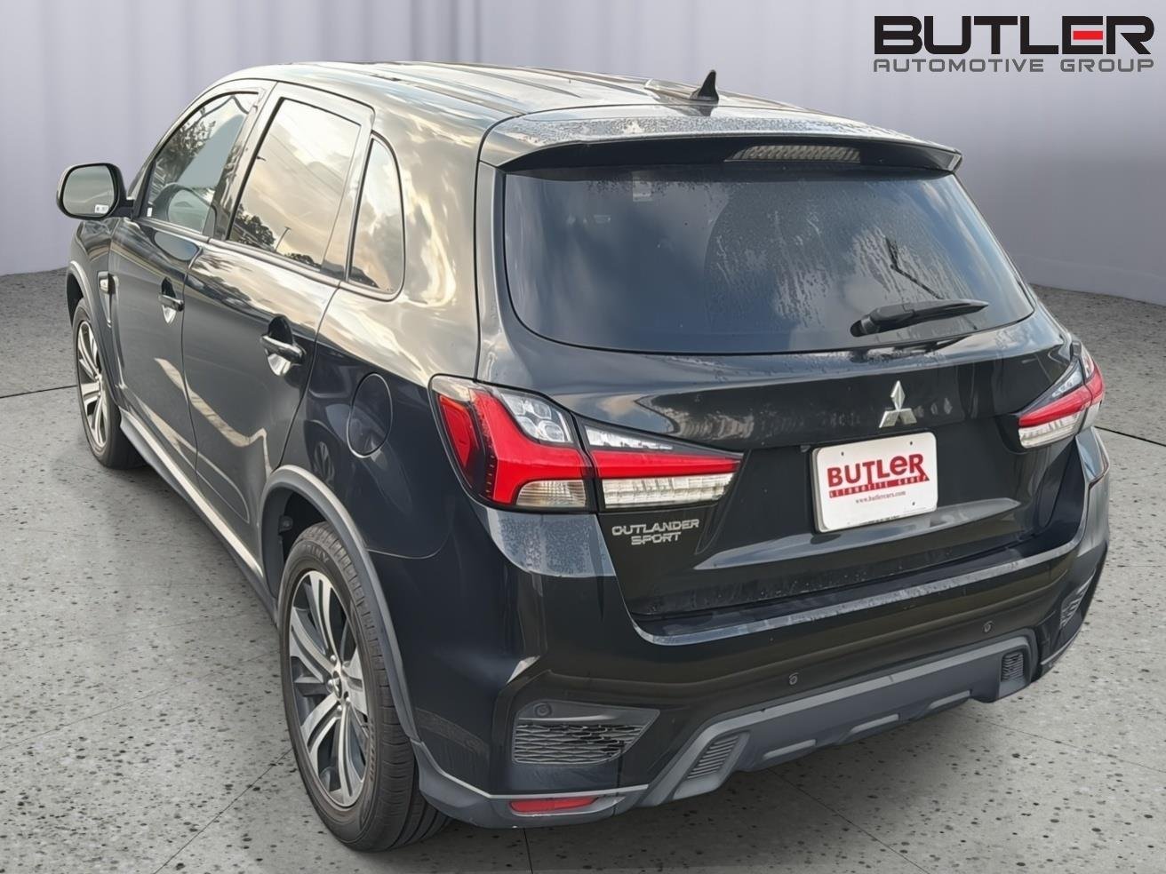 Used 2021 Labrador Black Metallic Mitsubishi S image 10