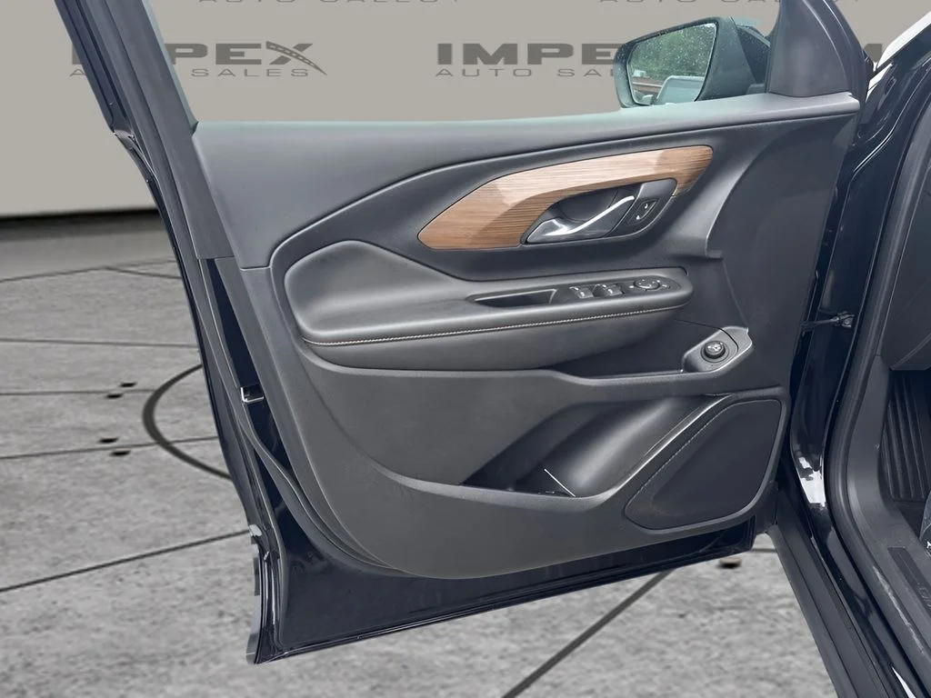 Used 2019 Black GMC SLE image 15