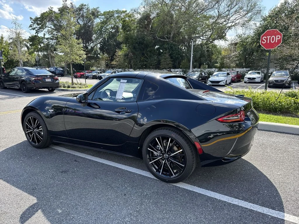 2026 Mazda MX-5 Miata RF Grand Touring - Photo 12